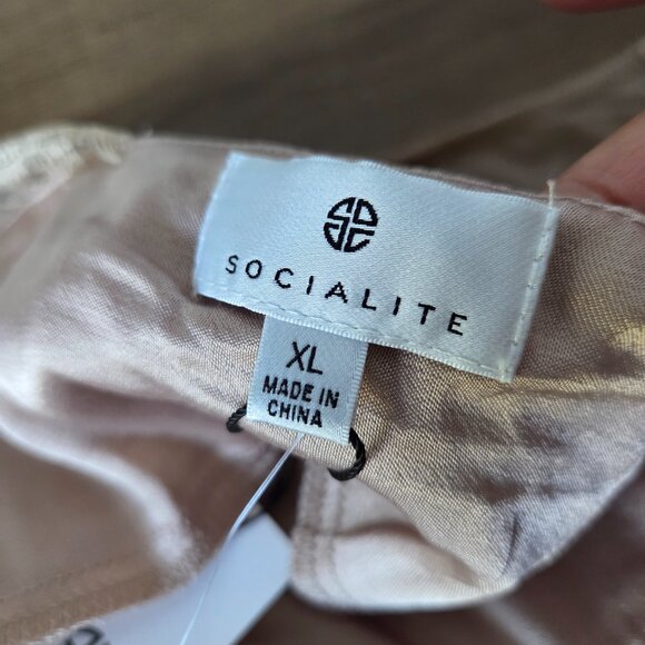 NWT SOCIALITE NUTE LACED V NECK BODYSUIT TANK SZ XL - Picture 11 of 14